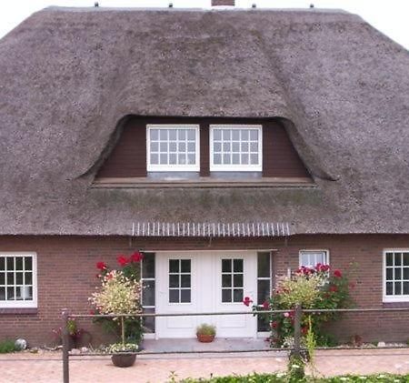 Wohnen Unter Reet Apartment Galmsbull Exterior foto