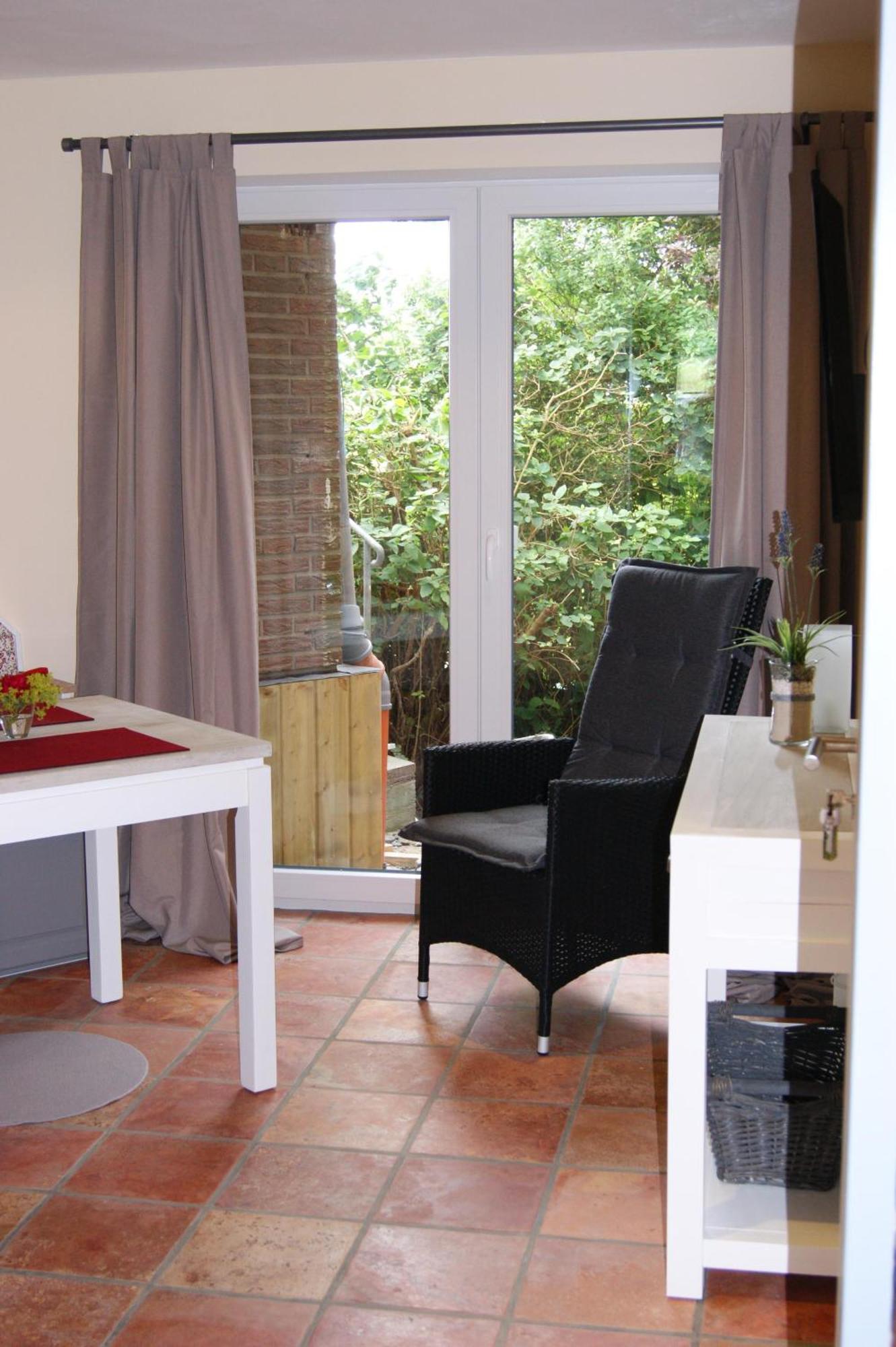 Wohnen Unter Reet Apartment Galmsbull Exterior foto